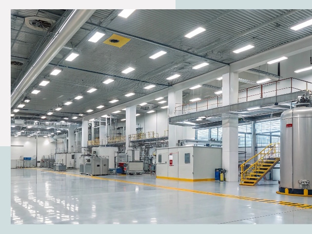 Освещение ангаров в Протвино от 611 руб. - Эффективные решения